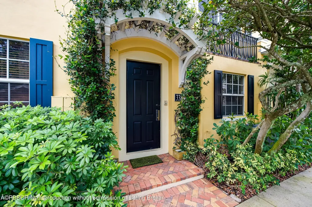 338 Tuxedo Lane West Palm Beach FL 33401