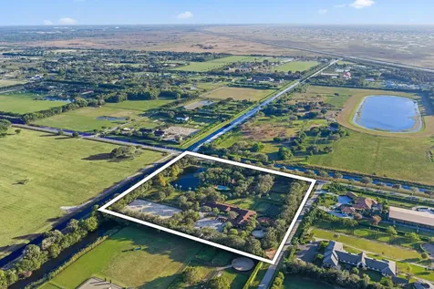 4980 Stables Way Wellington FL 33414