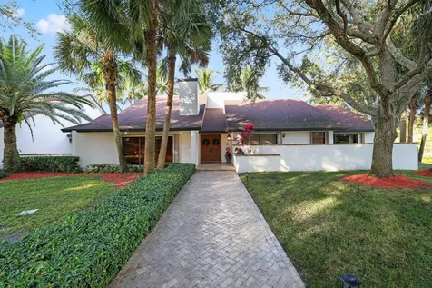 4980 Stables Way Wellington FL 33414