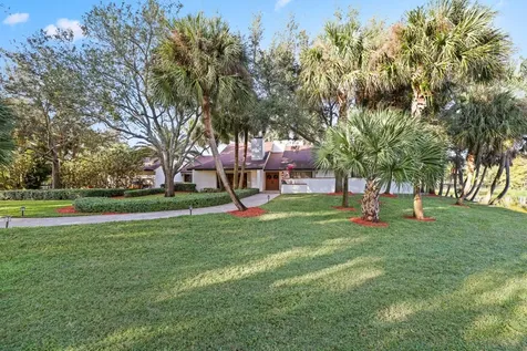4980 Stables Way Wellington FL 33414