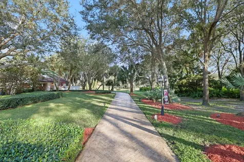 4980 Stables Way Wellington FL 33414