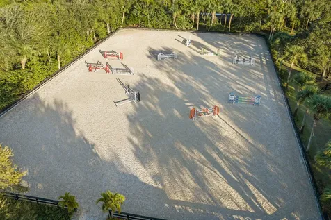 4980 Stables Way Wellington FL 33414