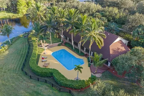 4980 Stables Way Wellington FL 33414