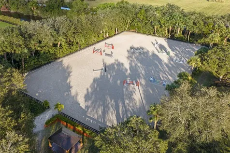 4980 Stables Way Wellington FL 33414