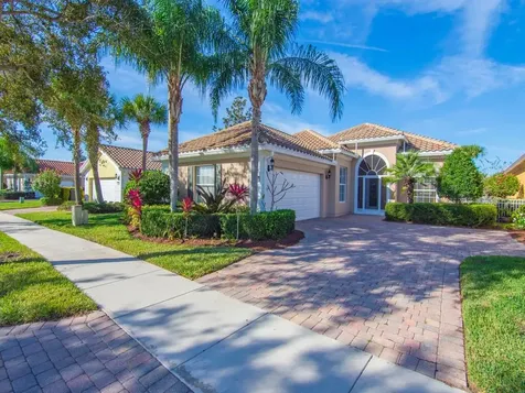 5250 Eleuthra Circle Vero Beach FL 32967