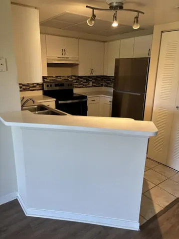 4155 N Haverhill Road West Palm Beach FL 33417