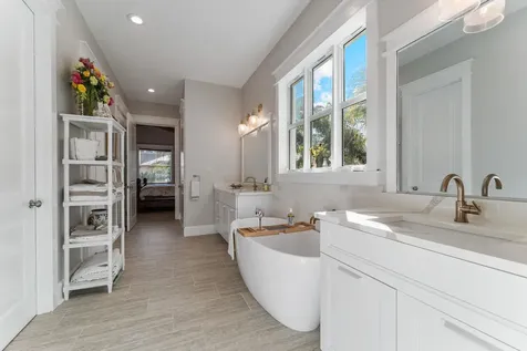 1002 Se Riverside Drive Stuart FL 34996