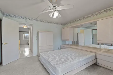 270 Farnham L Deerfield Beach FL 33442