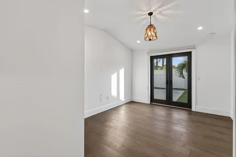105 W Tarpon Lane Jupiter FL 33477