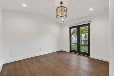 105 W Tarpon Lane Jupiter FL 33477