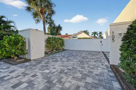 105 W Tarpon Lane Jupiter FL 33477