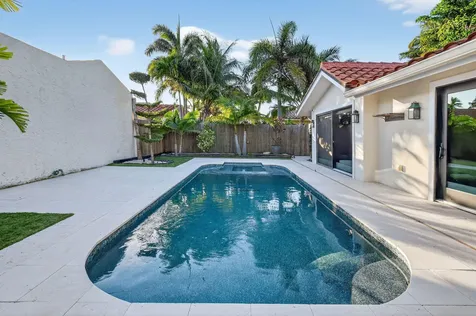 105 W Tarpon Lane Jupiter FL 33477