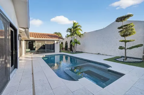105 W Tarpon Lane Jupiter FL 33477