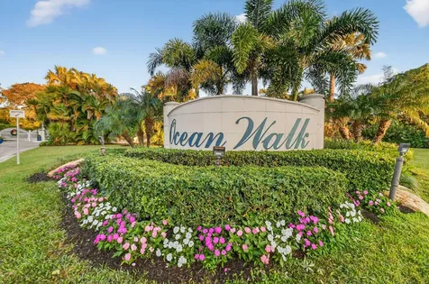 105 W Tarpon Lane Jupiter FL 33477