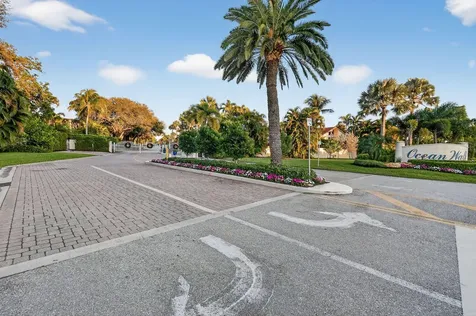 105 W Tarpon Lane Jupiter FL 33477