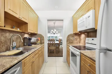 3401 Spanish Trail Delray Beach FL 33483