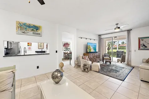 8205 Sandpiper Way West Palm Beach FL 33412