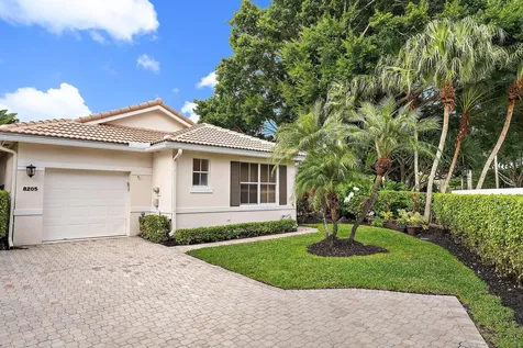 8205 Sandpiper Way West Palm Beach FL 33412