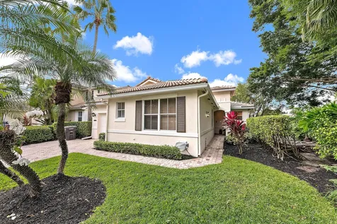 8205 Sandpiper Way West Palm Beach FL 33412