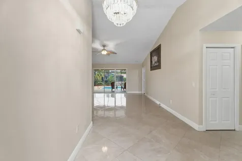 152 Ne Twylite Terrace Port Saint Lucie FL 34983