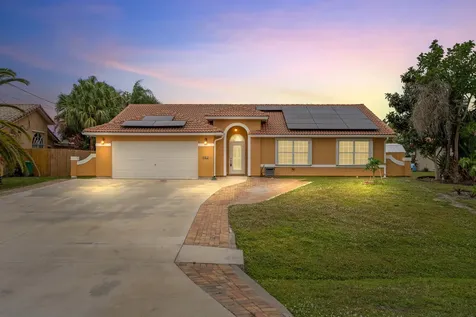 152 Ne Twylite Terrace Port Saint Lucie FL 34983