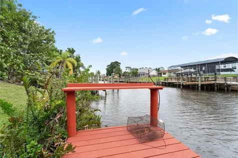 152 Ne Twylite Terrace Port Saint Lucie FL 34983