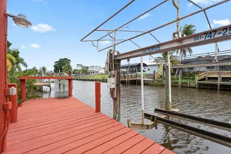 152 Ne Twylite Terrace Port Saint Lucie FL 34983