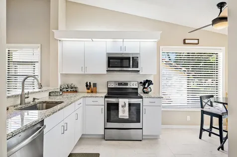 10423 S Circle Lake Drive Boynton Beach FL 33437