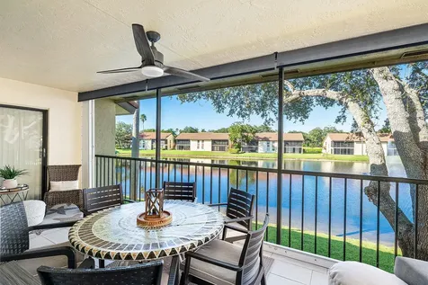 10423 S Circle Lake Drive Boynton Beach FL 33437