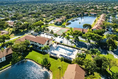 10423 S Circle Lake Drive Boynton Beach FL 33437