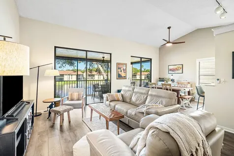10423 S Circle Lake Drive Boynton Beach FL 33437