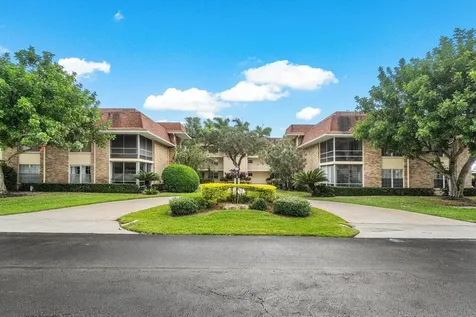 5510 Tamberlane Circle Palm Beach Gardens FL 33418