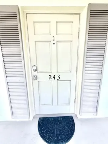 5510 Tamberlane Circle Palm Beach Gardens FL 33418