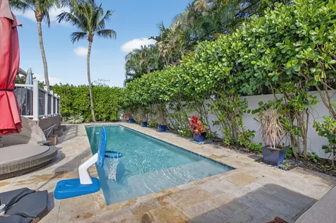 2830 Sw 6th Street Boynton Beach FL 33435