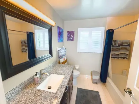 4555 Nw 88 Terrace Coral Springs FL 33065