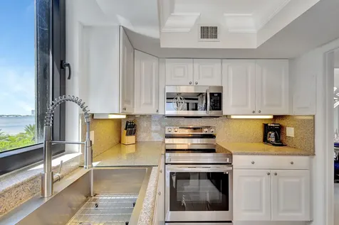 5380 N Ocean Drive Singer Island FL 33404