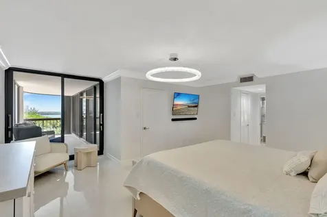 5380 N Ocean Drive Singer Island FL 33404