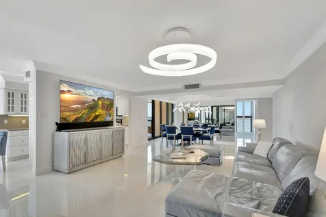 5380 N Ocean Drive Singer Island FL 33404