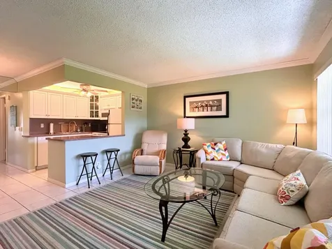 450 Horizons E Boynton Beach FL 33435
