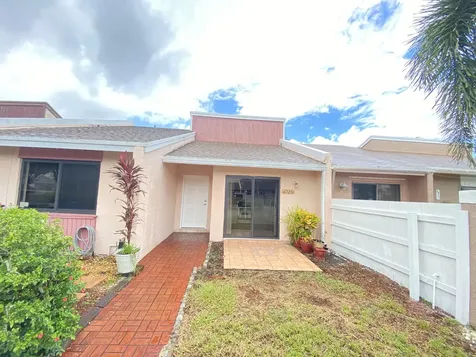 6729 NW 29th Way Fort Lauderdale FL 33309