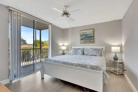 1131 SE 4th Street Boynton Beach FL 33435