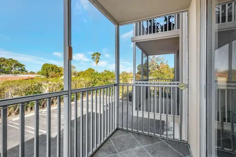 1131 SE 4th Street Boynton Beach FL 33435