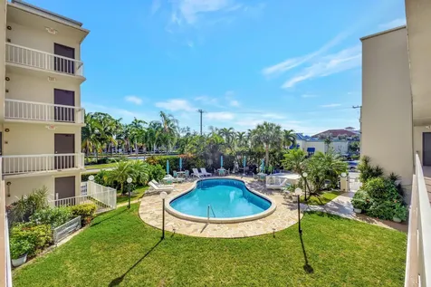 1131 SE 4th Street Boynton Beach FL 33435