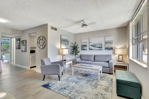 1131 SE 4th Street Boynton Beach FL 33435