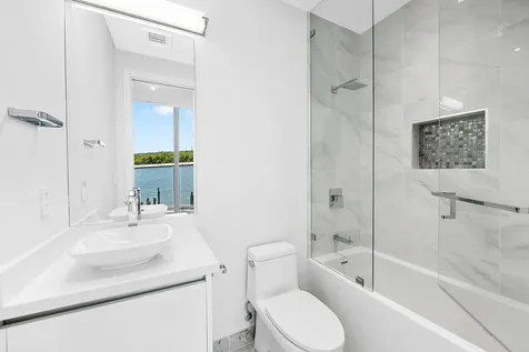 2880 N Ocean Drive Hollywood FL 33019