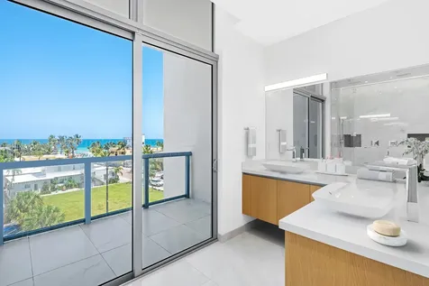 2880 N Ocean Drive Hollywood FL 33019