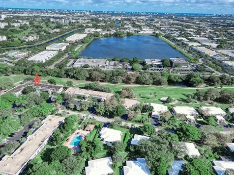 4007 N Cypress Drive Pompano Beach FL 33069