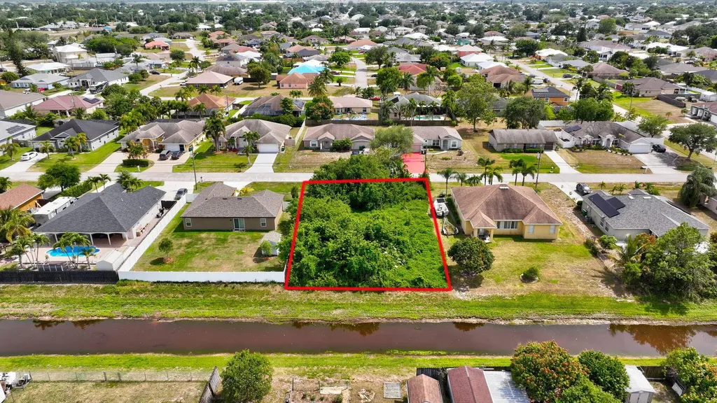 373 SW Millard Drive Port Saint Lucie FL 34953