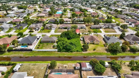 373 SW Millard Drive Port Saint Lucie FL 34953