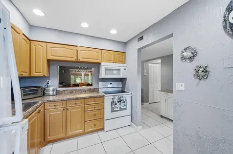 2600 Fiore Way Delray Beach FL 33445